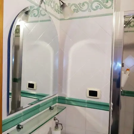 Amalfitani Centro Oda ve Kahvaltı