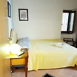 Amalfitani Centro Bed & Breakfast