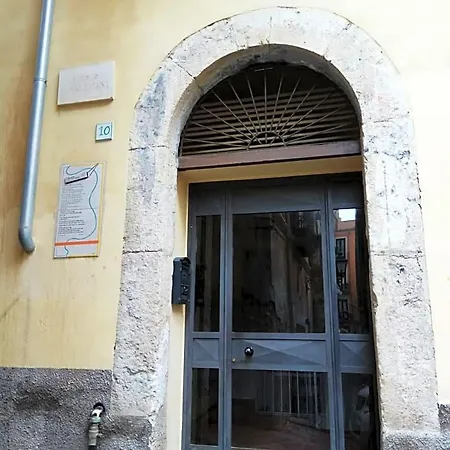 Amalfitani Centro Bed and Breakfast 4*